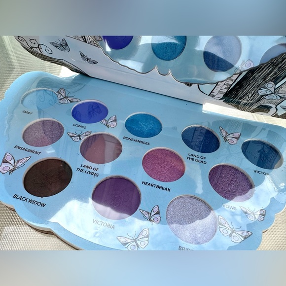 Corpse Bride♠️Eyeshadow Palette - Picture 7 of 10